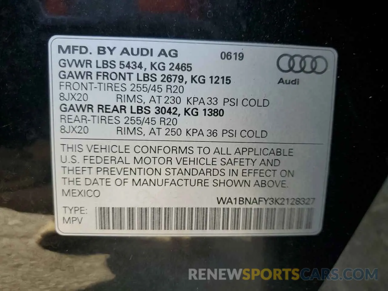 13 fotografías del automóvil dañado WA1BNAFY3K2128327 AUDI Q5 2019