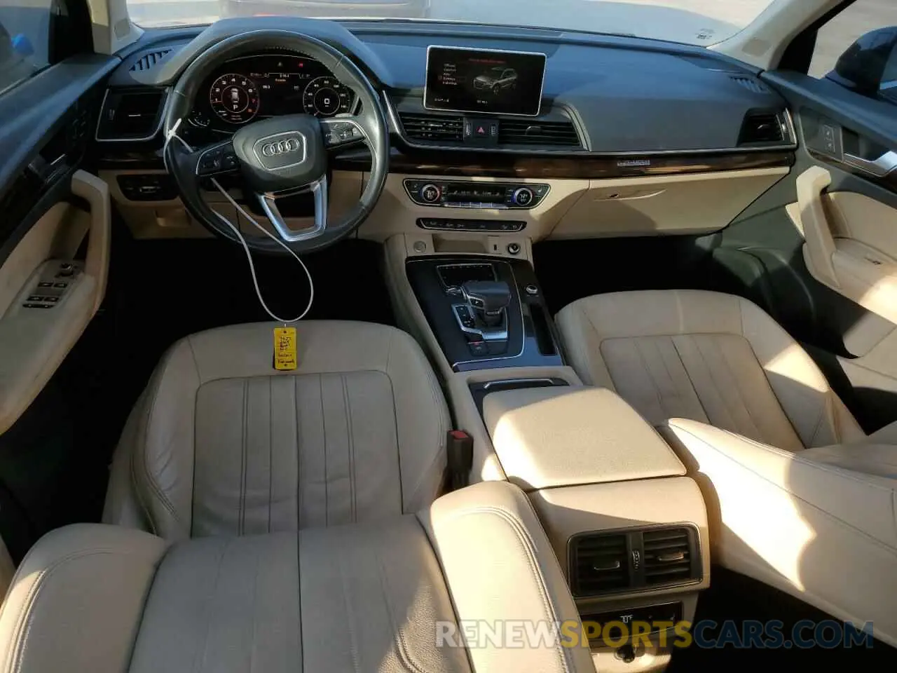 8 fotografías del automóvil dañado WA1BNAFY4K2025062 AUDI Q5 2019