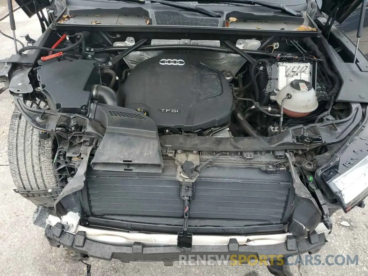 12 fotografías del automóvil dañado WA1BNAFY4K2043772 AUDI Q5 2019