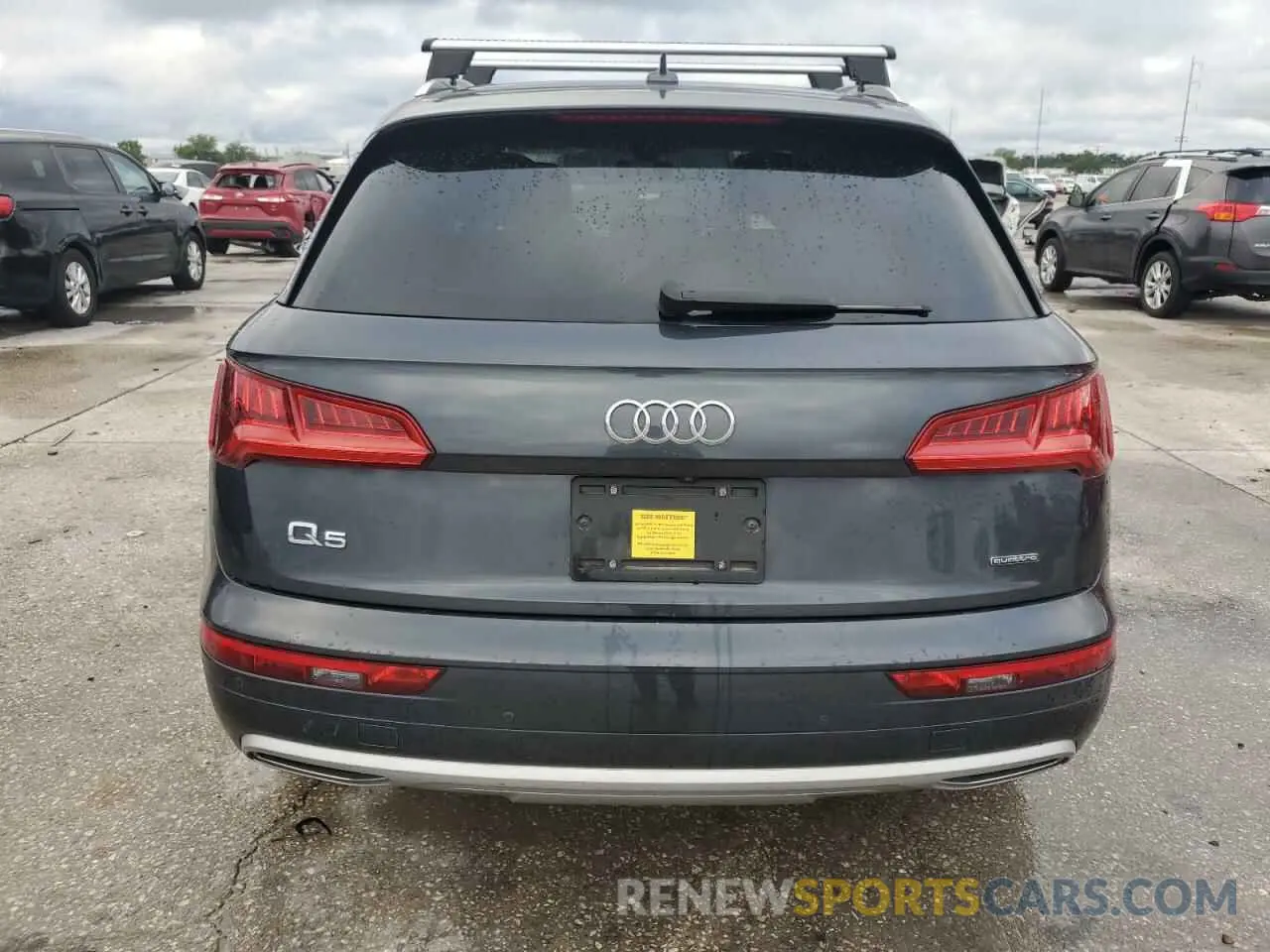 6 fotografías del automóvil dañado WA1BNAFY4K2043772 AUDI Q5 2019