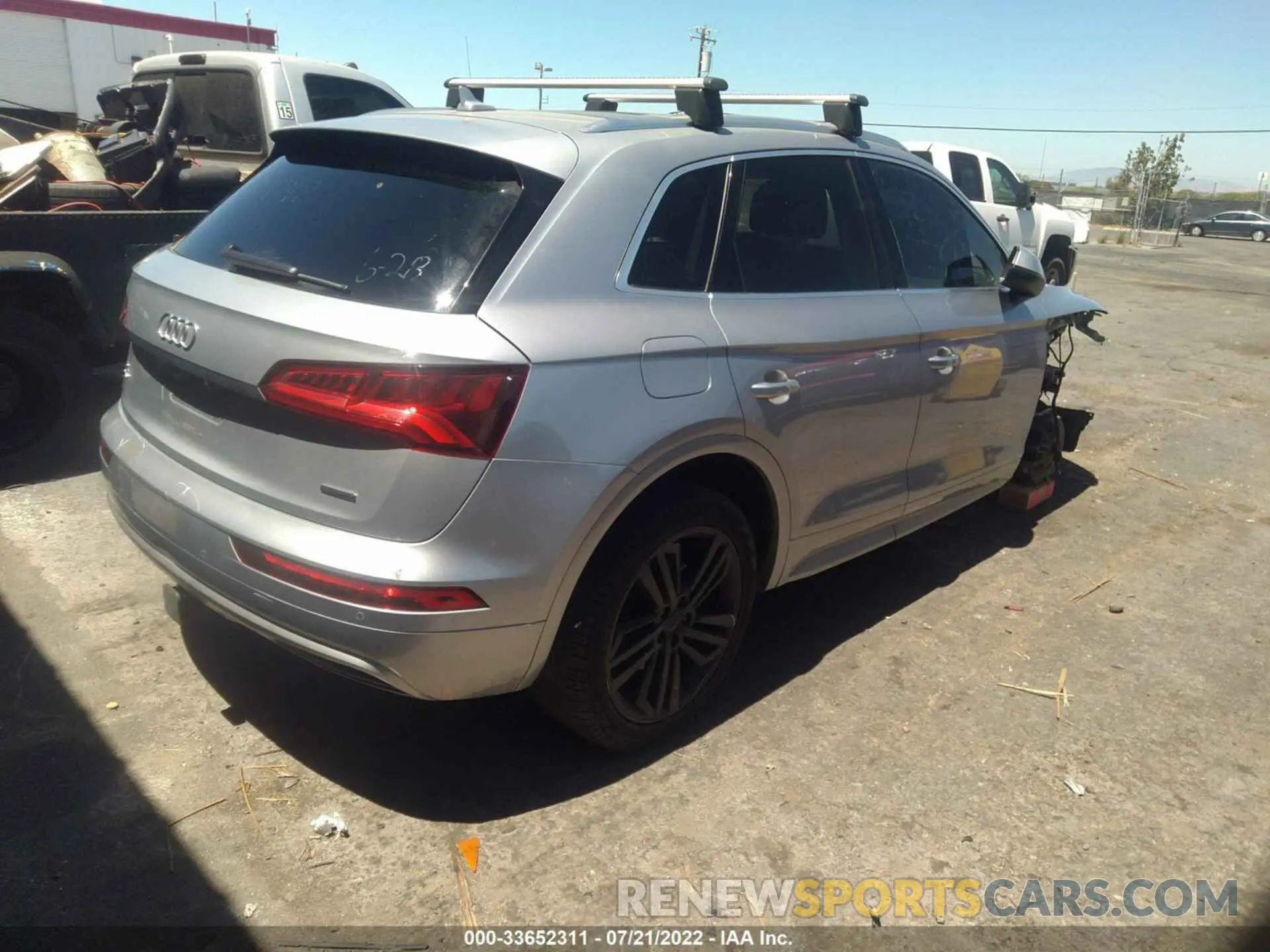 4 fotografías del automóvil dañado WA1BNAFY5K2122898 AUDI Q5 2019