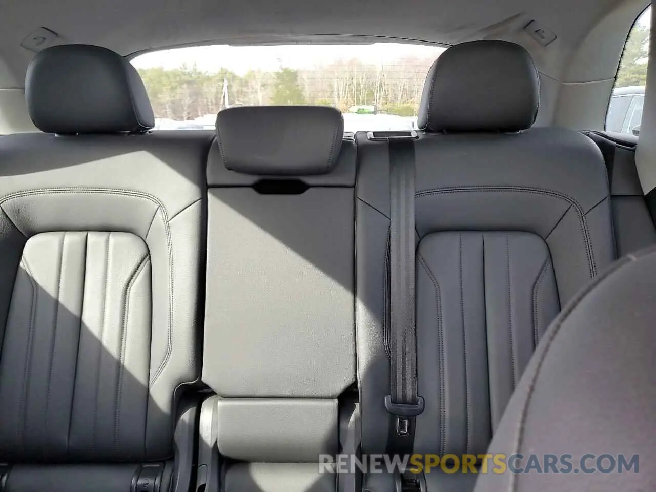10 fotografías del automóvil dañado WA1BNAFY5K2139250 AUDI Q5 2019