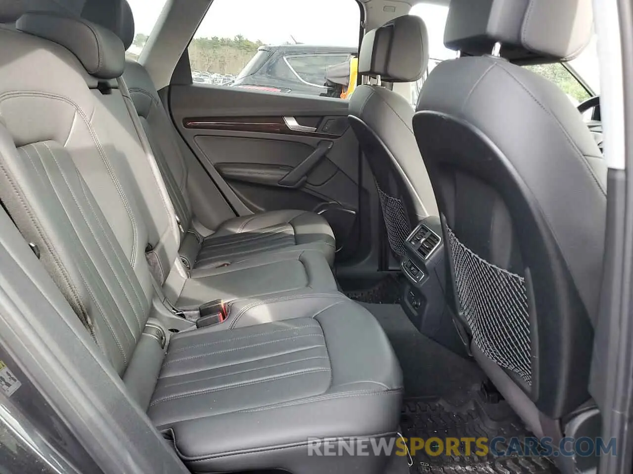 11 fotografías del automóvil dañado WA1BNAFY5K2139250 AUDI Q5 2019