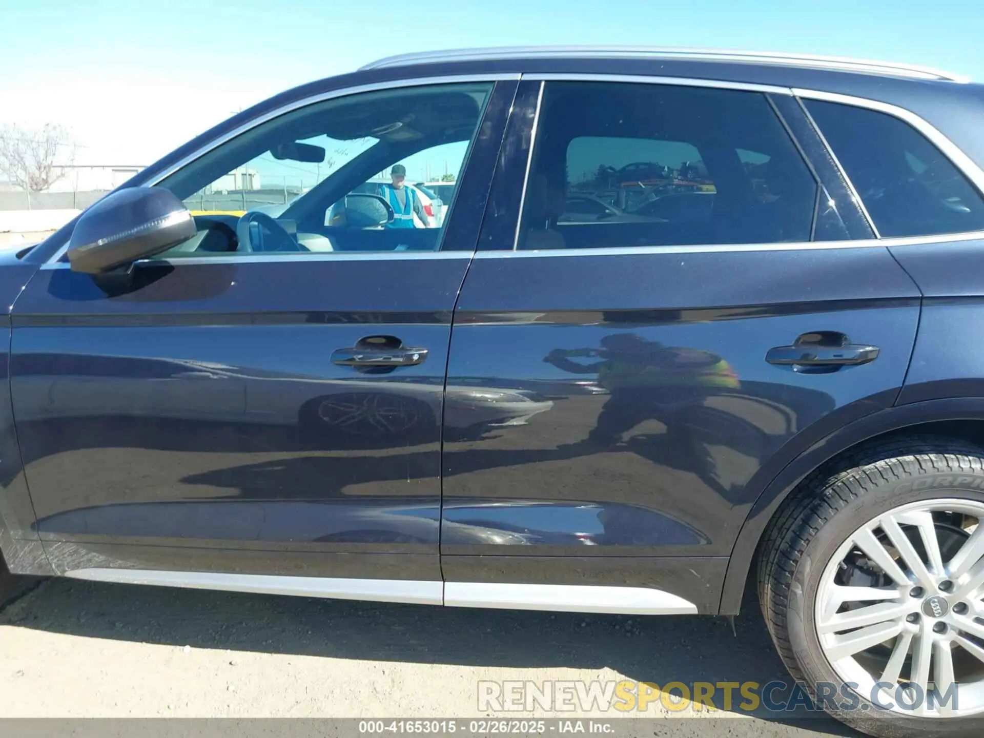 14 fotografías del automóvil dañado WA1BNAFY6K2031560 AUDI Q5 2019