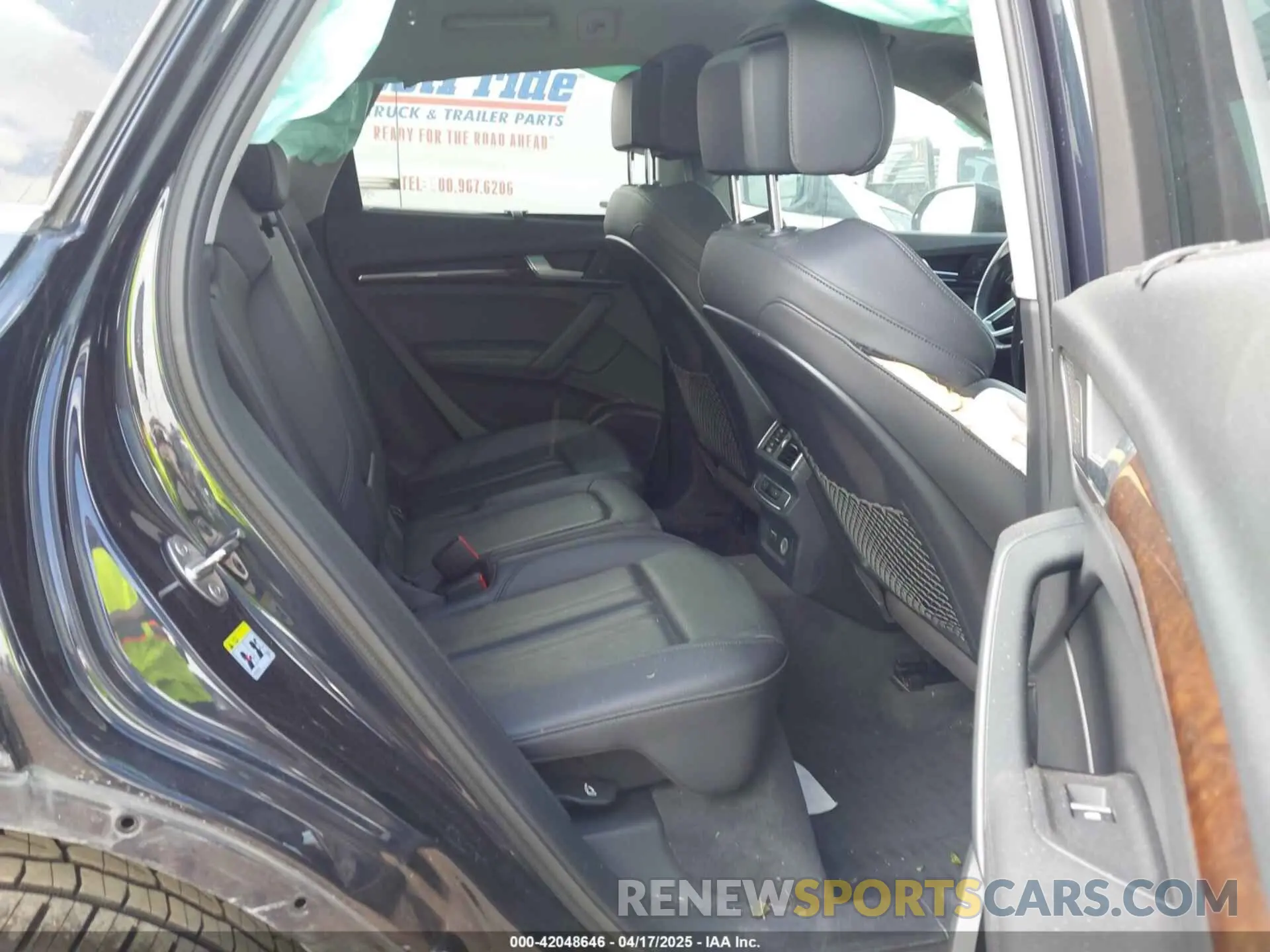 8 fotografías del automóvil dañado WA1BNAFY6K2067166 AUDI Q5 2019