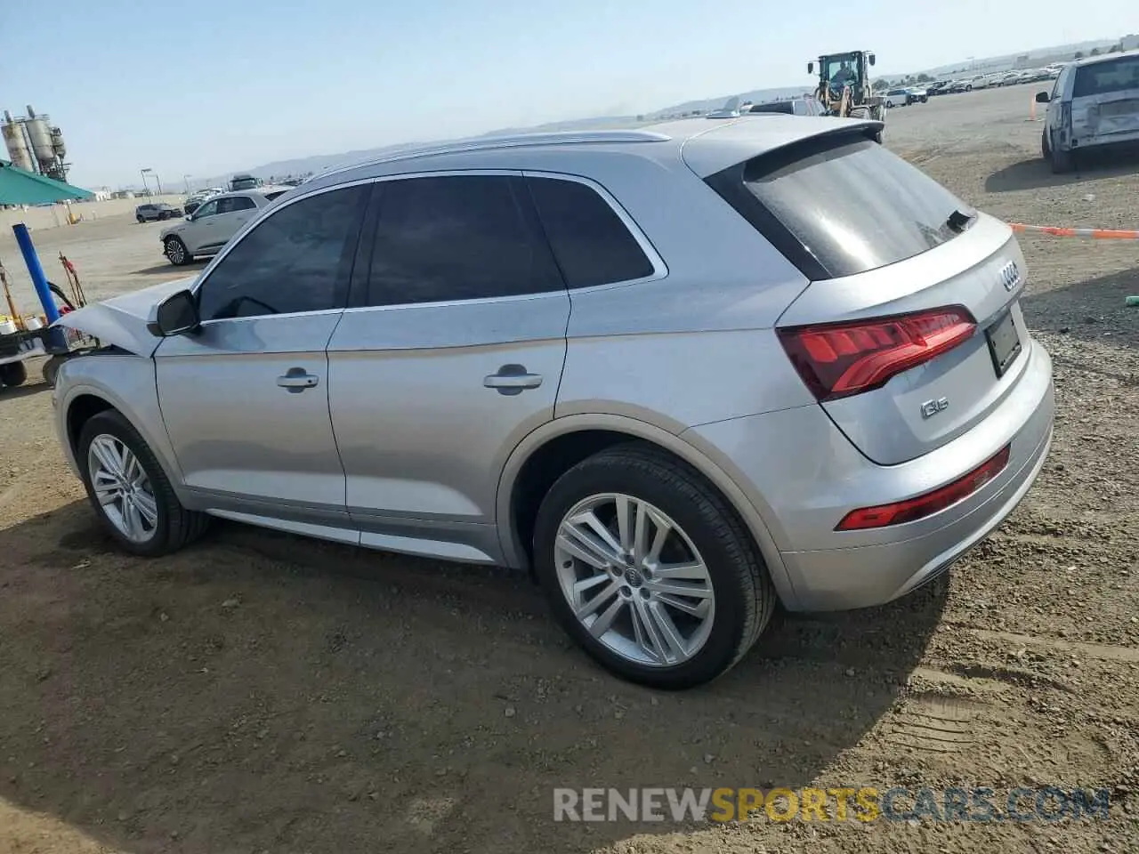2 fotografías del automóvil dañado WA1BNAFY6K2111330 AUDI Q5 2019