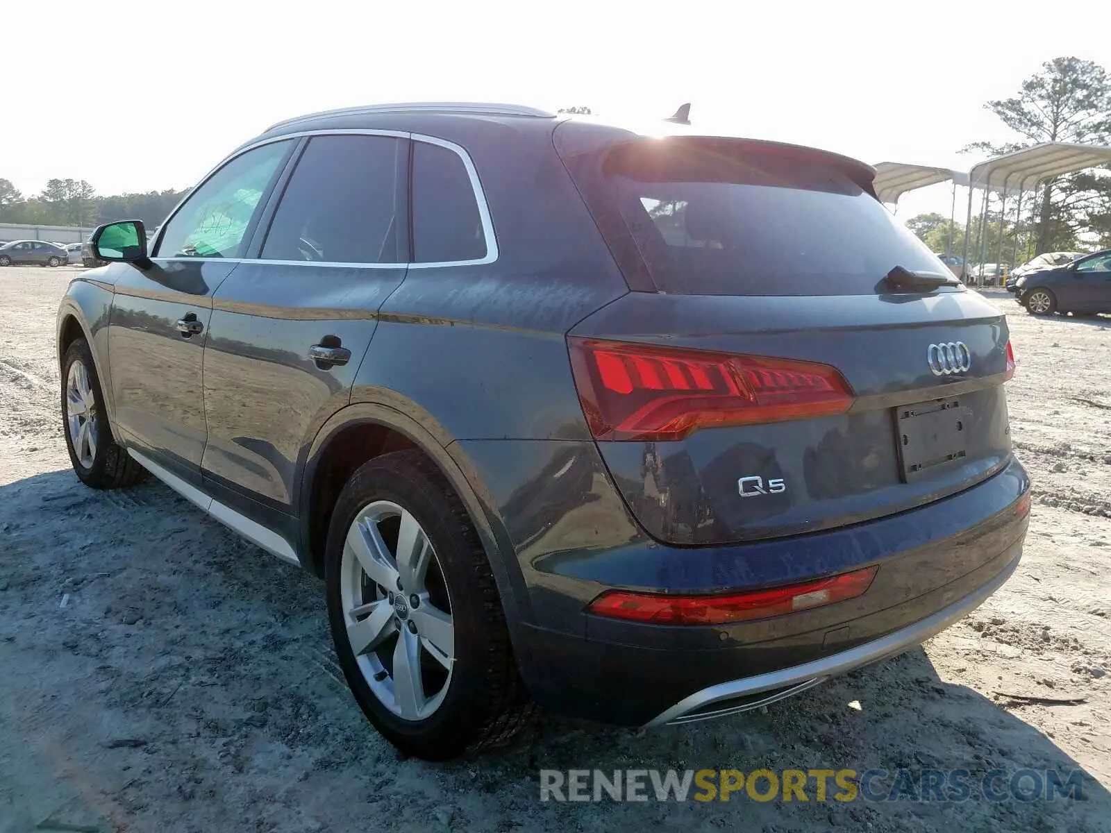 3 fotografías del automóvil dañado WA1BNAFY7K2052742 AUDI Q5 2019