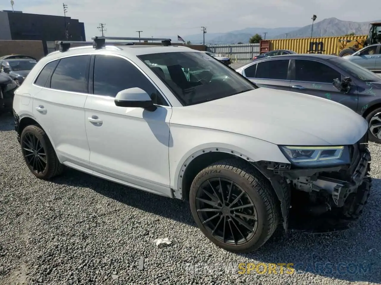 4 fotografías del automóvil dañado WA1BNAFY7K2053180 AUDI Q5 2019