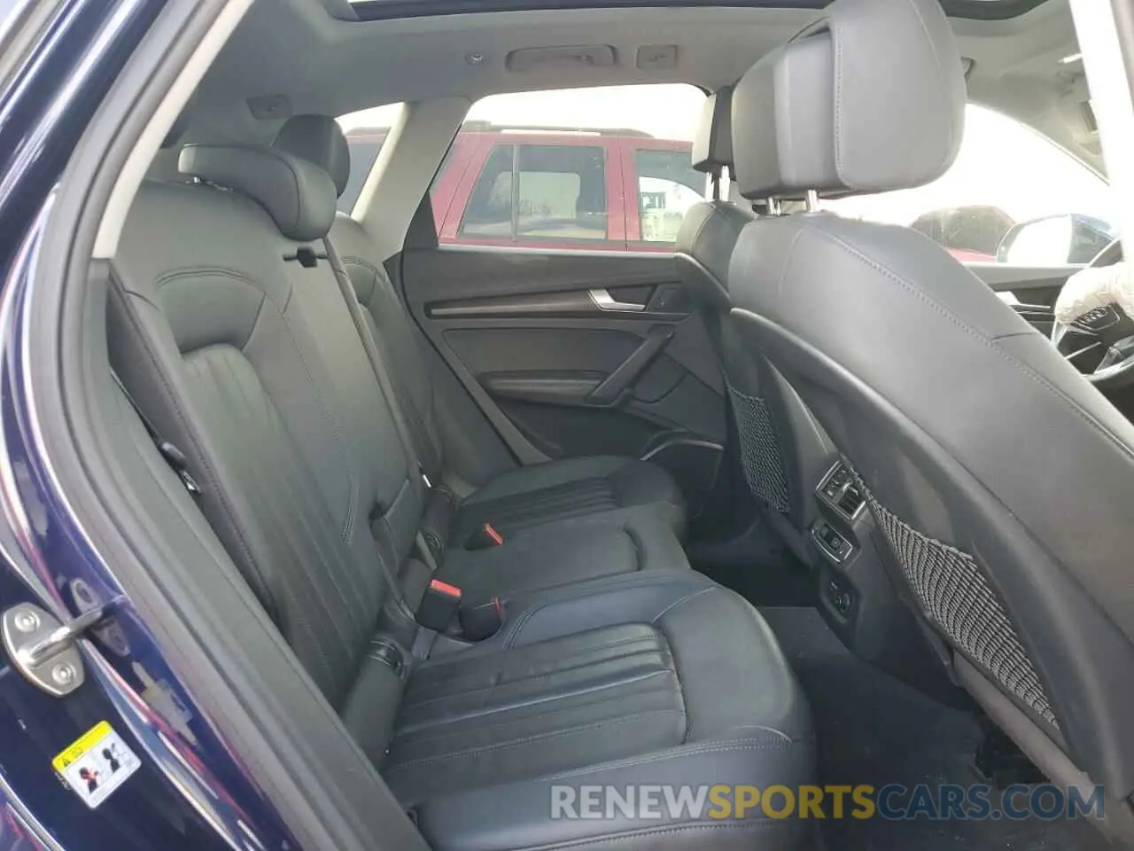 11 fotografías del automóvil dañado WA1BNAFY7K2073722 AUDI Q5 2019
