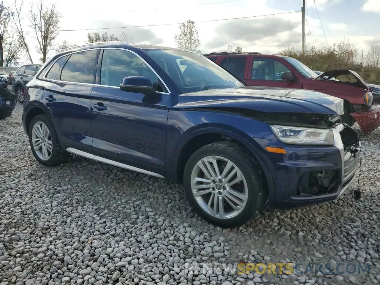 4 fotografías del automóvil dañado WA1BNAFY7K2073722 AUDI Q5 2019