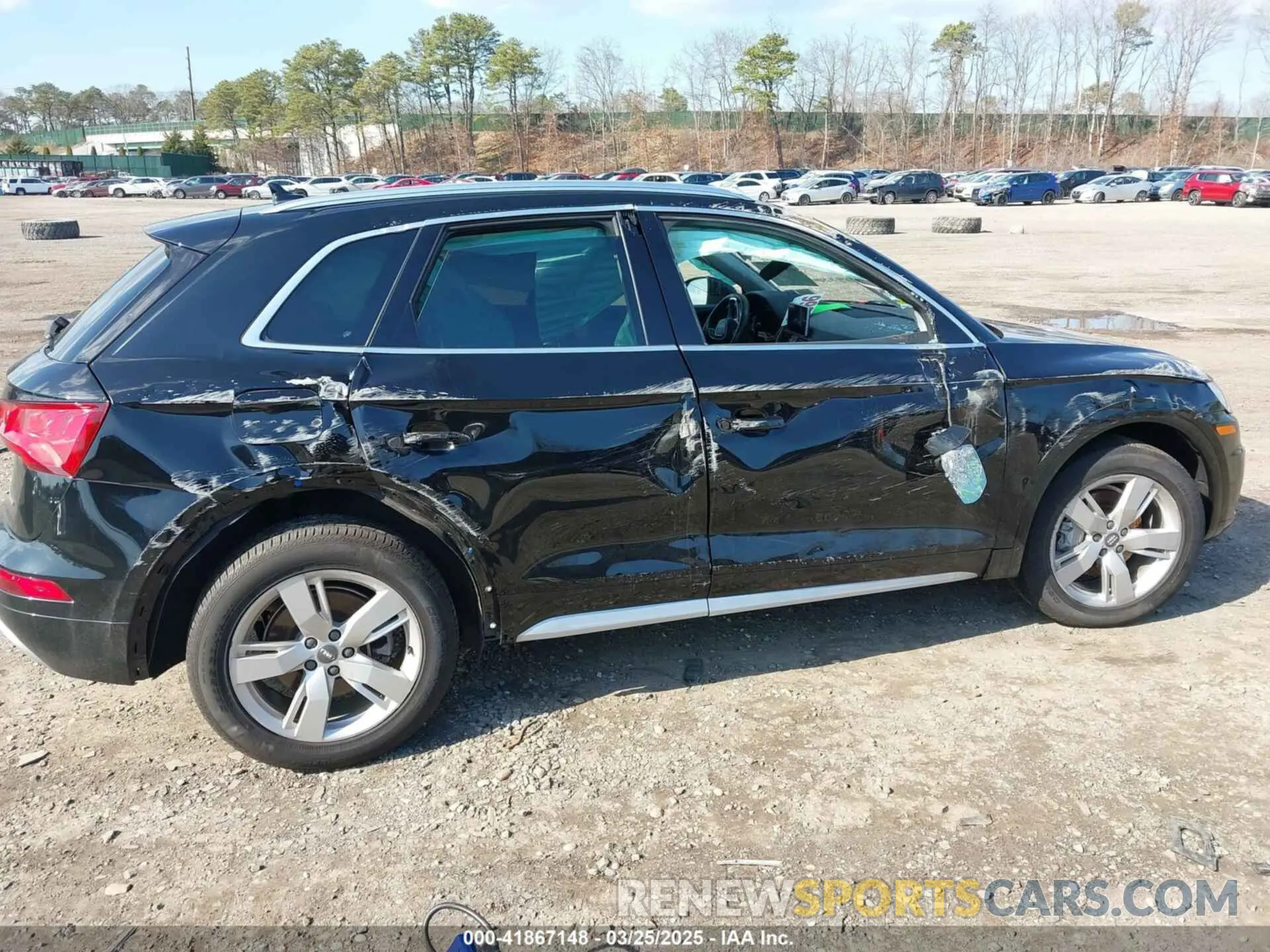 12 fotografías del automóvil dañado WA1BNAFY7K2133935 AUDI Q5 2019