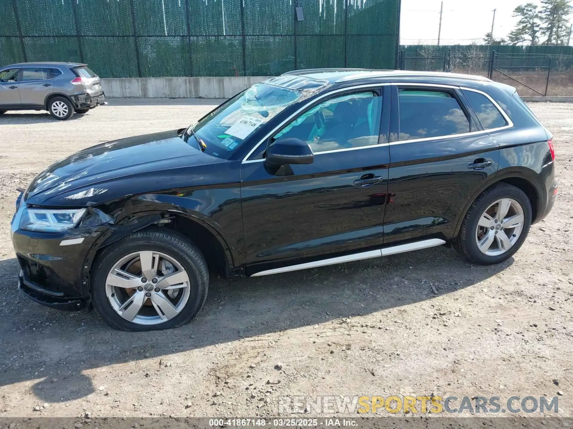 13 fotografías del automóvil dañado WA1BNAFY7K2133935 AUDI Q5 2019