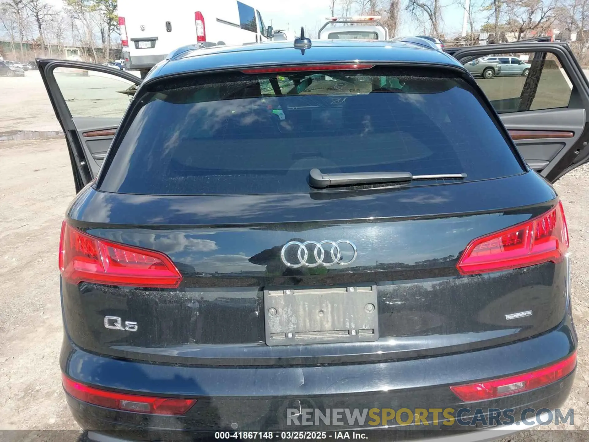 15 fotografías del automóvil dañado WA1BNAFY7K2133935 AUDI Q5 2019