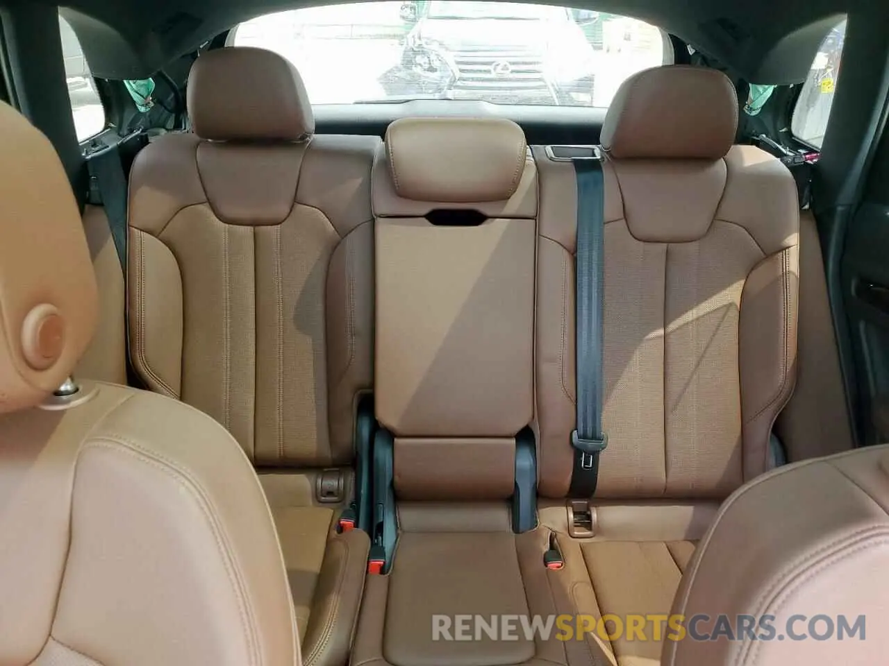 10 fotografías del automóvil dañado WA1BNAFY8K2036873 AUDI Q5 2019