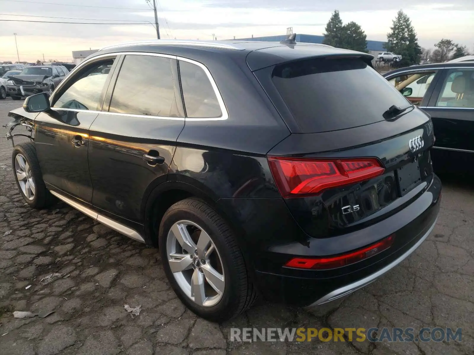 3 fotografías del automóvil dañado WA1BNAFY8K2038977 AUDI Q5 2019