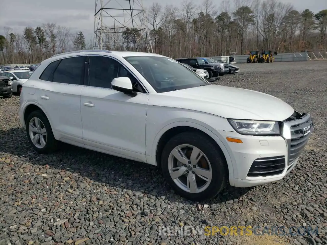 4 fotografías del automóvil dañado WA1BNAFY8K2099522 AUDI Q5 2019