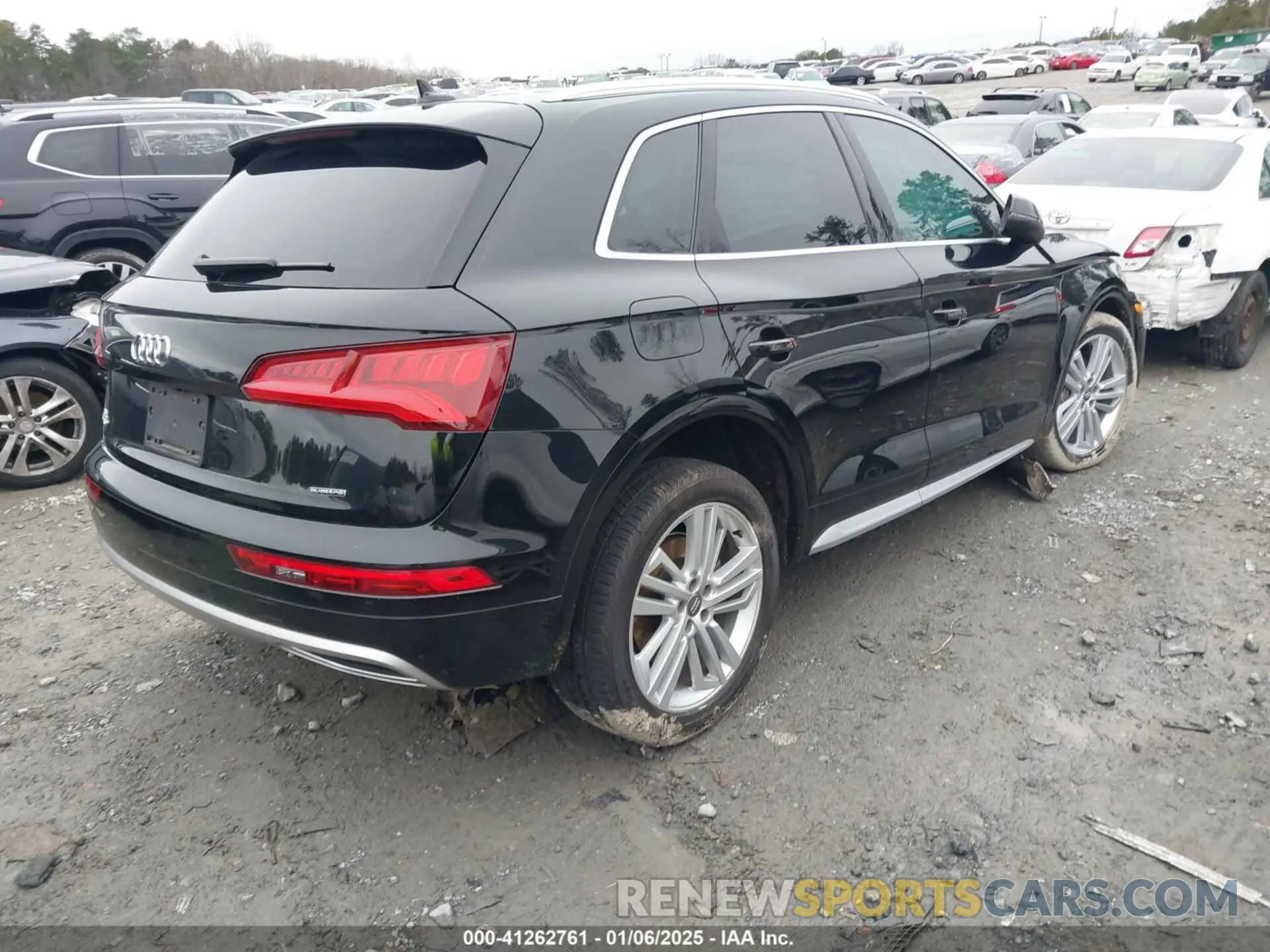 4 fotografías del automóvil dañado WA1BNAFY9K2144323 AUDI Q5 2019