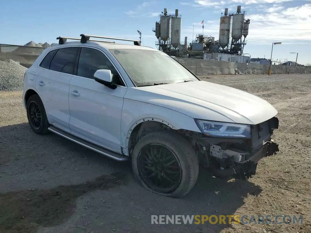 4 fotografías del automóvil dañado WA1BNAFYXK2045297 AUDI Q5 2019
