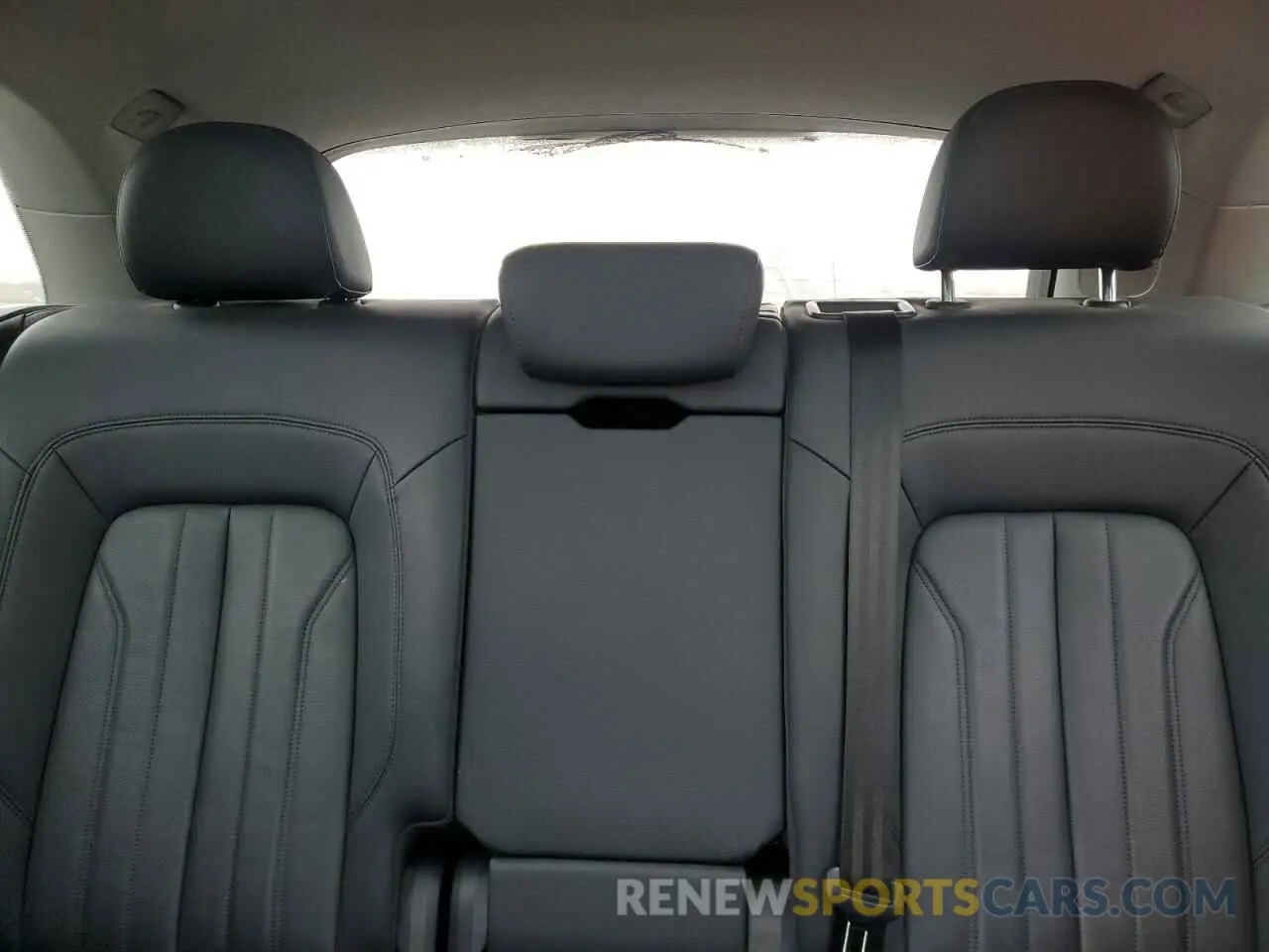 10 fotografías del automóvil dañado WA1BNAFYXK2133587 AUDI Q5 2019