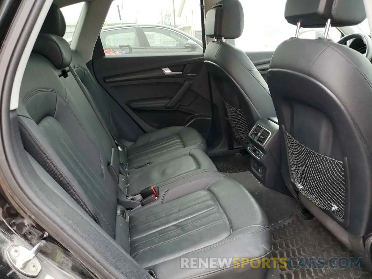 11 fotografías del automóvil dañado WA1BNAFYXK2133587 AUDI Q5 2019
