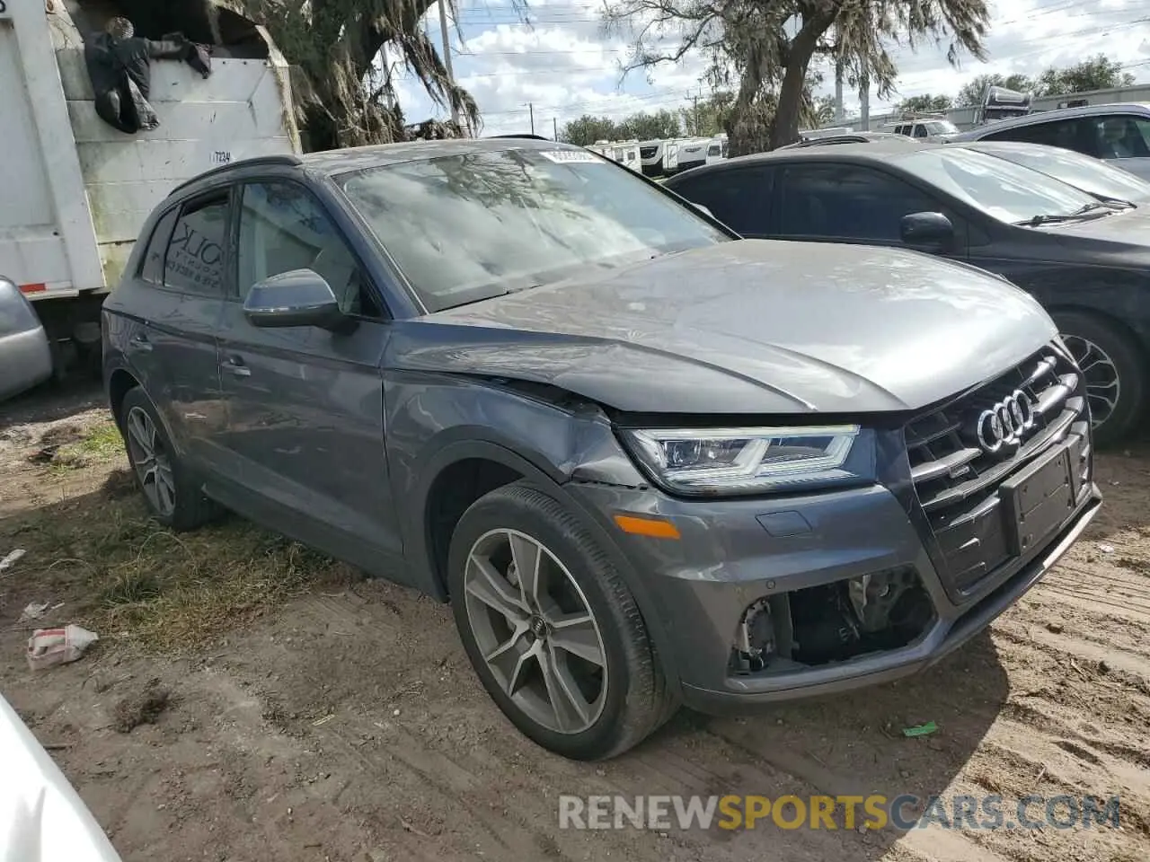 4 fotografías del automóvil dañado WA1CNAFY0K2031493 AUDI Q5 2019