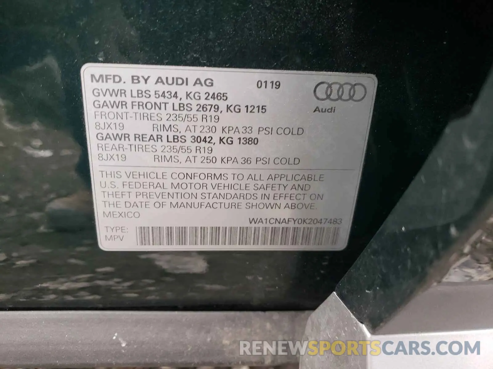 10 fotografías del automóvil dañado WA1CNAFY0K2047483 AUDI Q5 2019