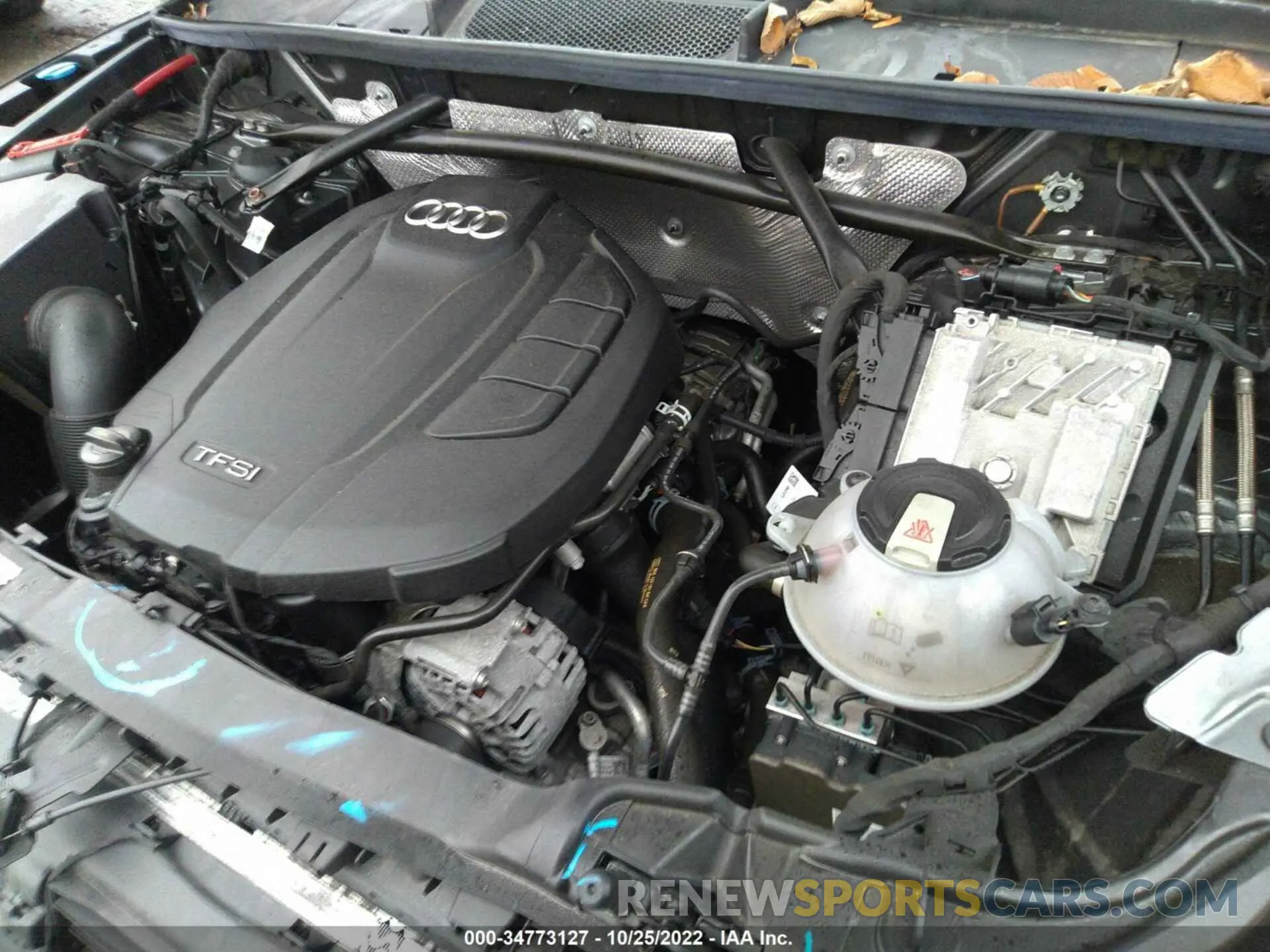 10 fotografías del automóvil dañado WA1CNAFY3K2125965 AUDI Q5 2019