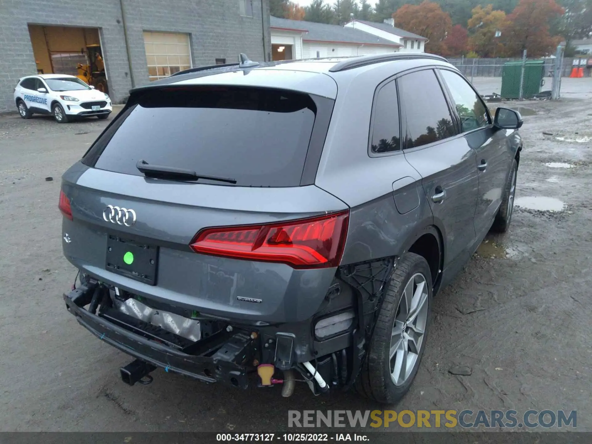 4 fotografías del automóvil dañado WA1CNAFY3K2125965 AUDI Q5 2019