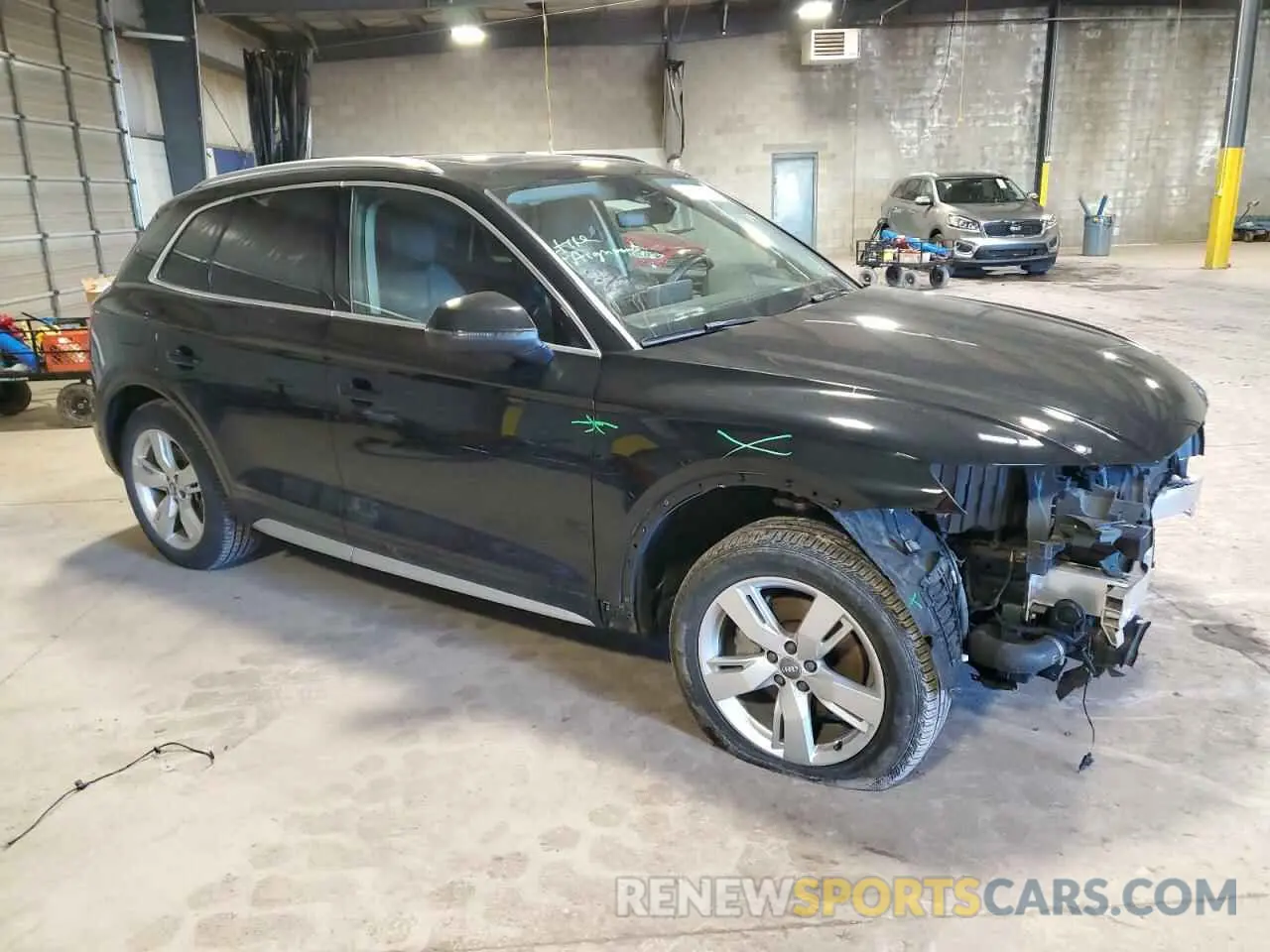 4 fotografías del automóvil dañado WA1CNAFYXK2019500 AUDI Q5 2019