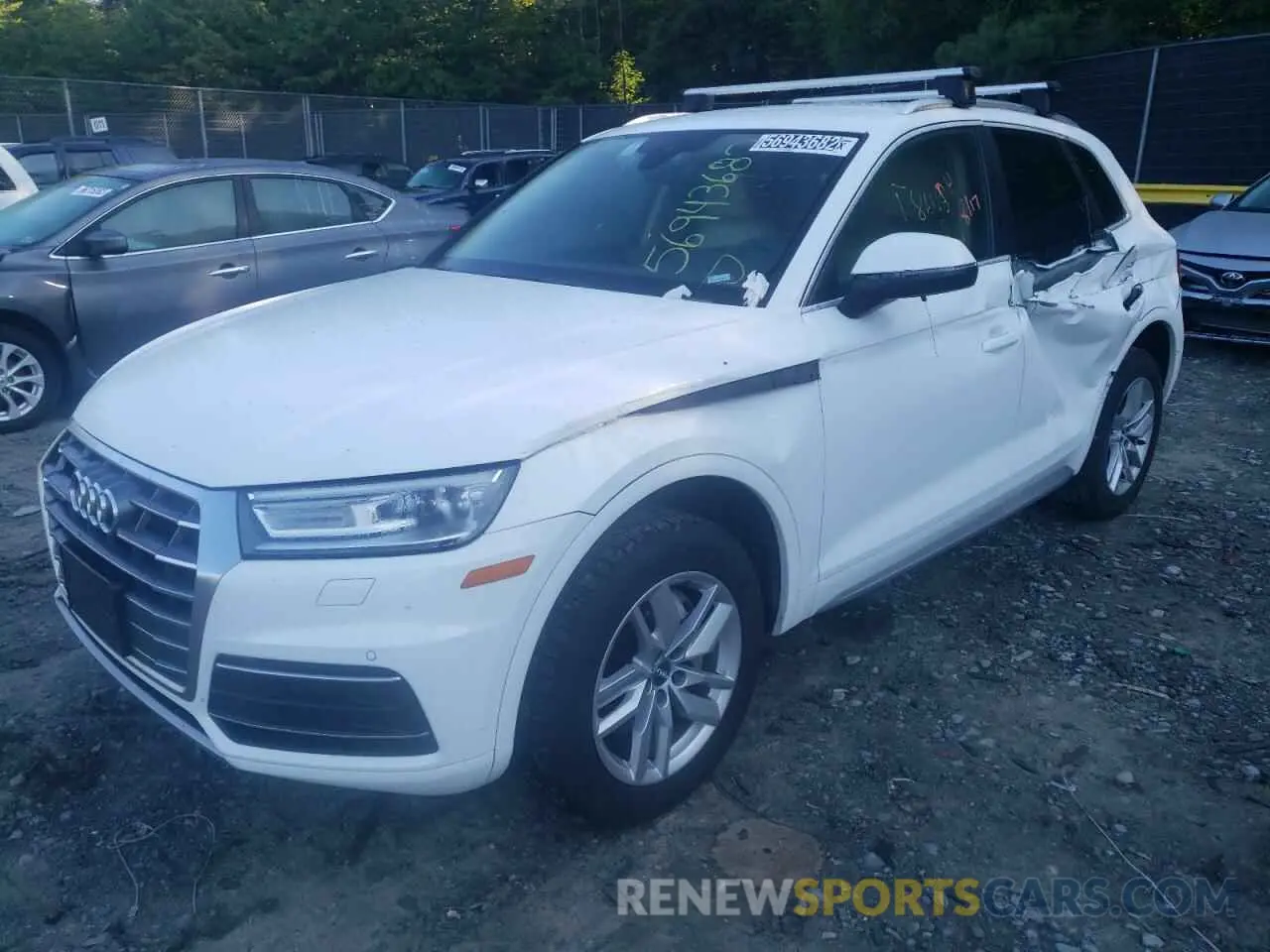 2 fotografías del automóvil dañado WA1ANAFY0L2060341 AUDI Q5 2020