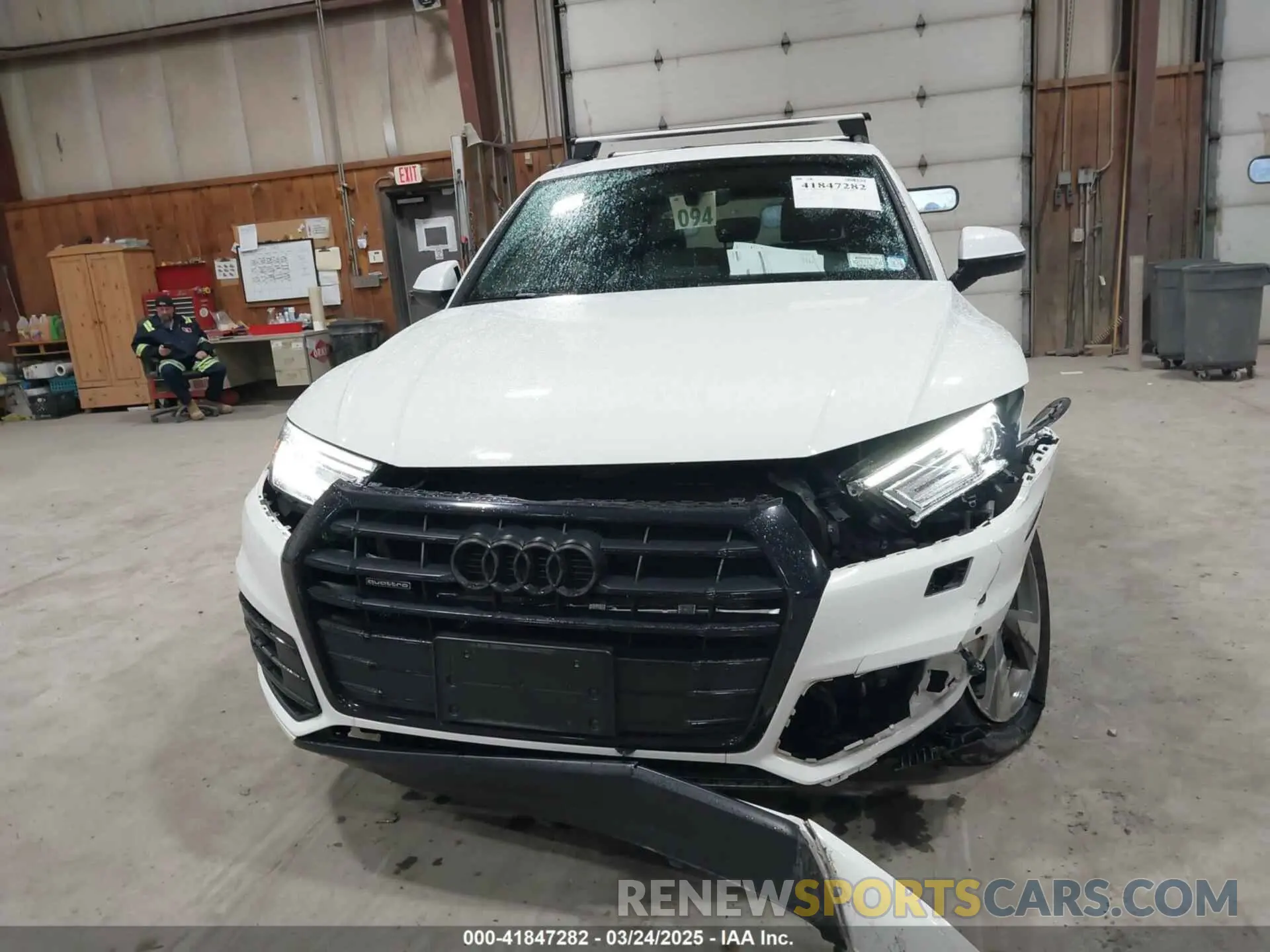 17 fotografías del automóvil dañado WA1ANAFY0L2108758 AUDI Q5 2020