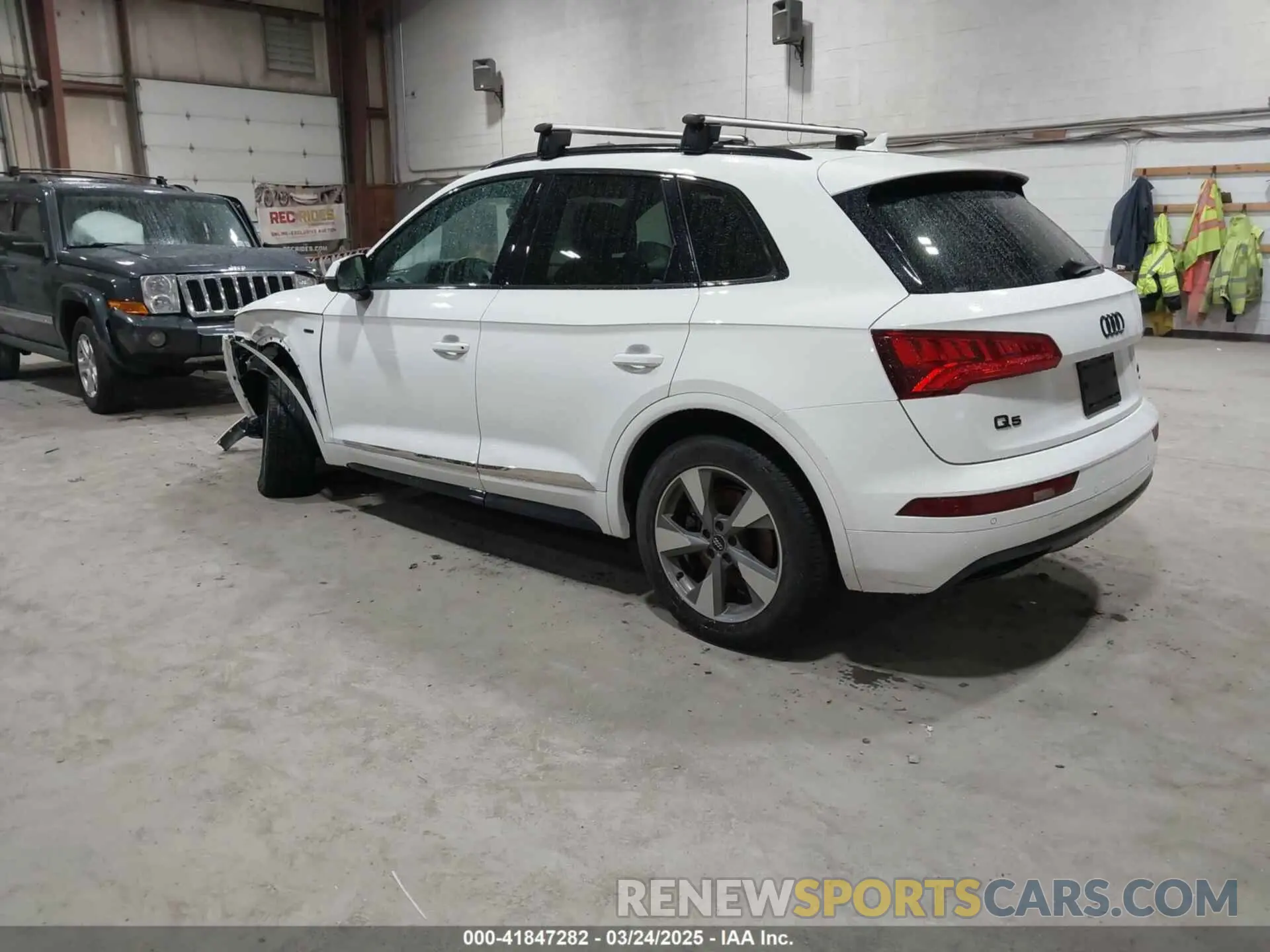 3 fotografías del automóvil dañado WA1ANAFY0L2108758 AUDI Q5 2020