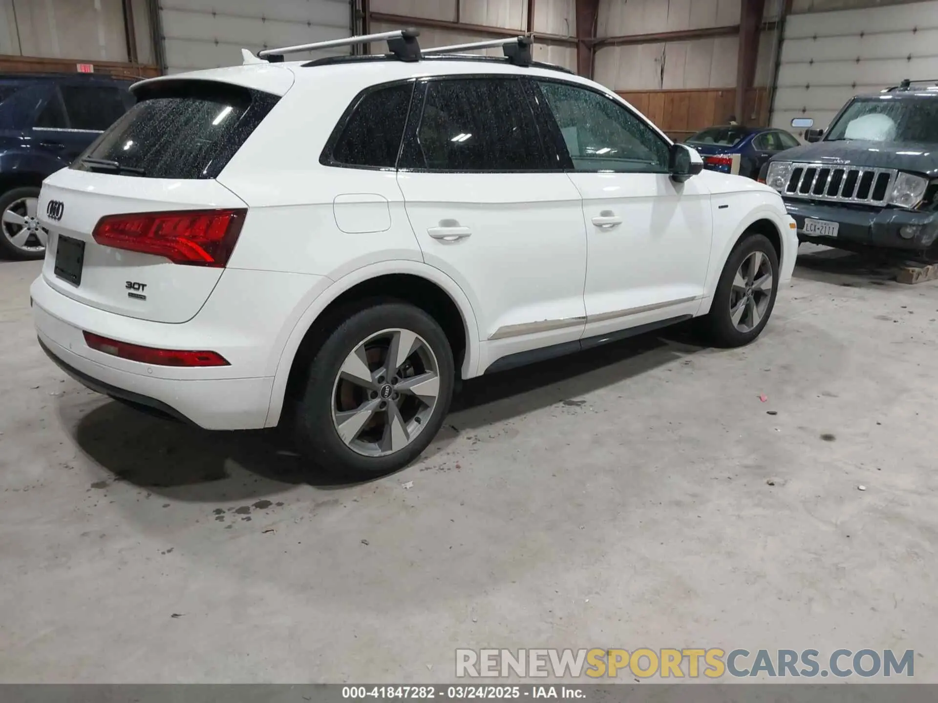 4 fotografías del automóvil dañado WA1ANAFY0L2108758 AUDI Q5 2020
