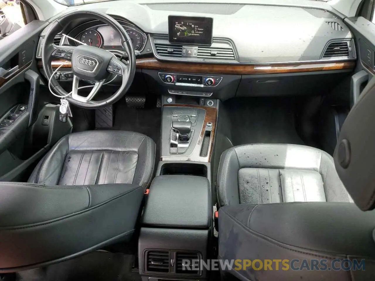 8 fotografías del automóvil dañado WA1ANAFY1L2044276 AUDI Q5 2020