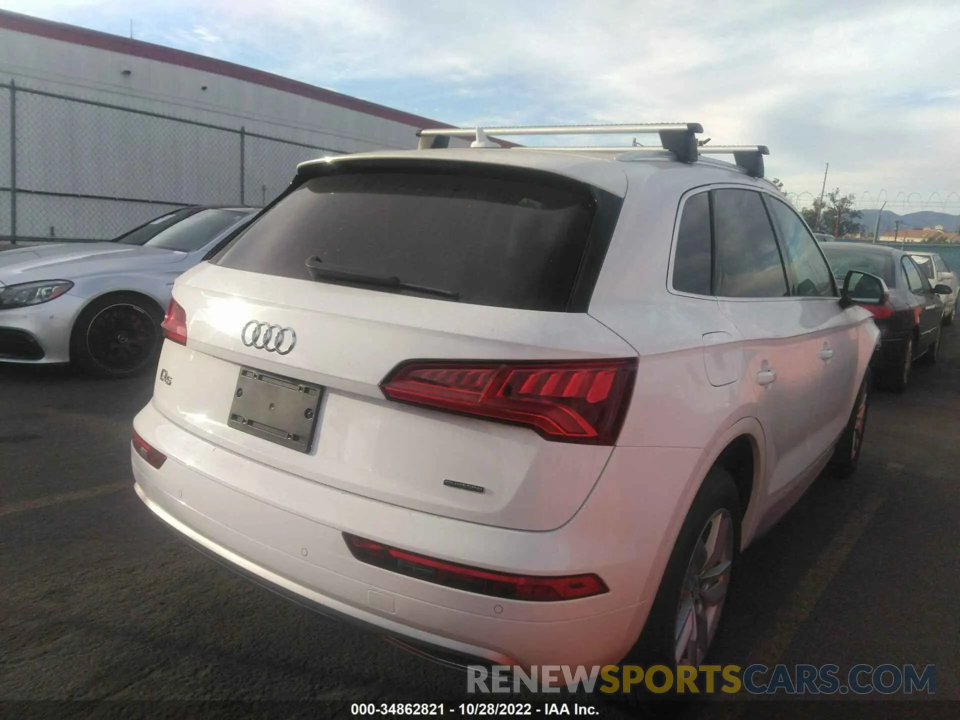 4 fotografías del automóvil dañado WA1ANAFY1L2061451 AUDI Q5 2020