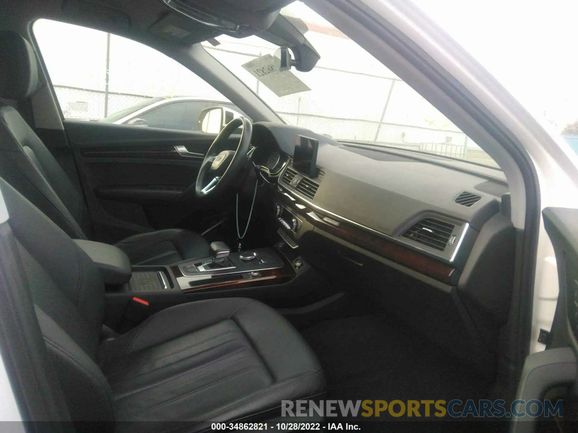 5 fotografías del automóvil dañado WA1ANAFY1L2061451 AUDI Q5 2020