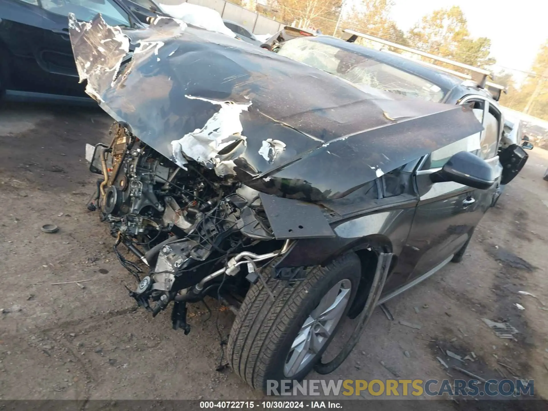 2 fotografías del automóvil dañado WA1ANAFY2L2032900 AUDI Q5 2020
