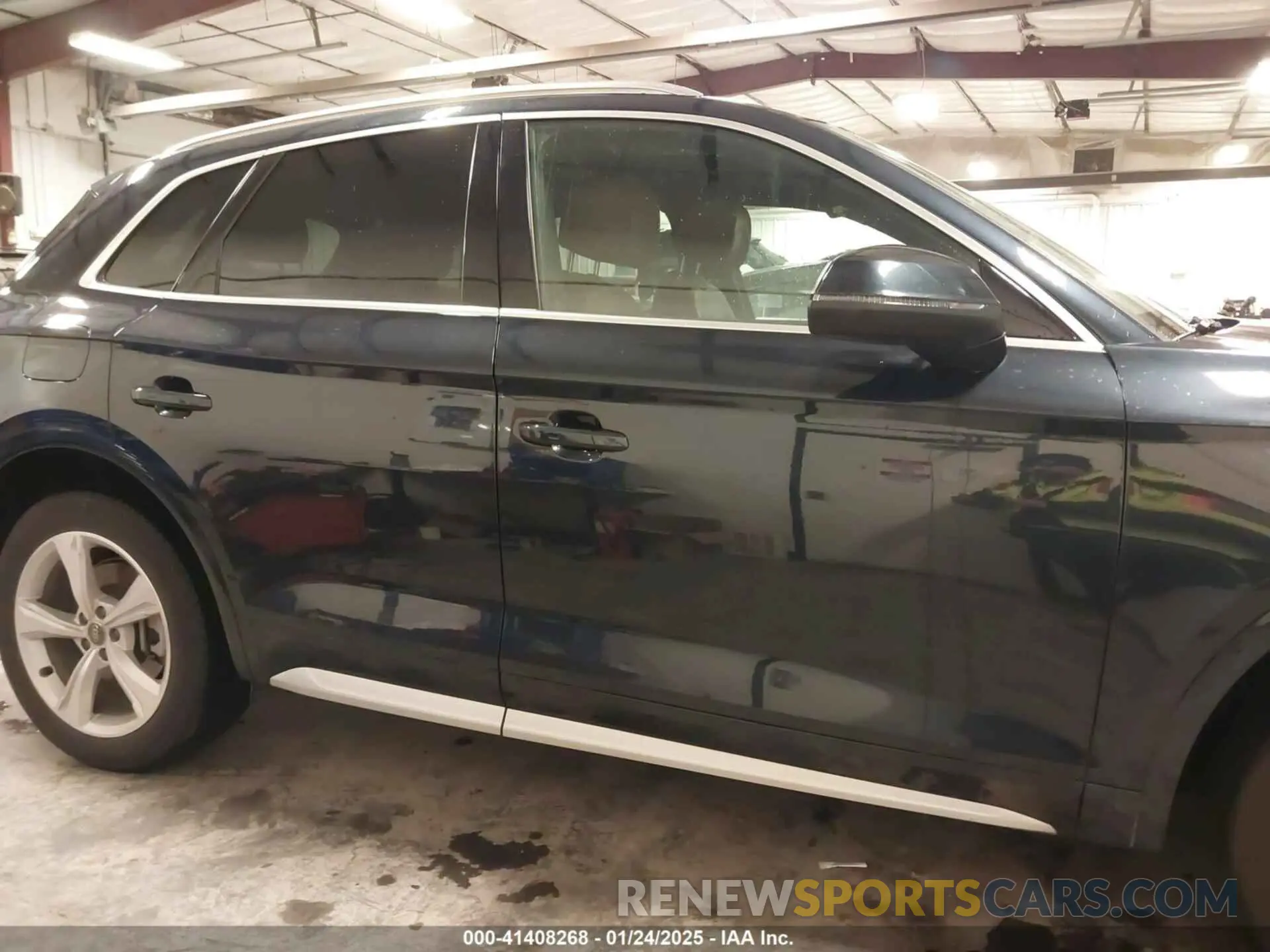 13 fotografías del automóvil dañado WA1ANAFY2L2083393 AUDI Q5 2020