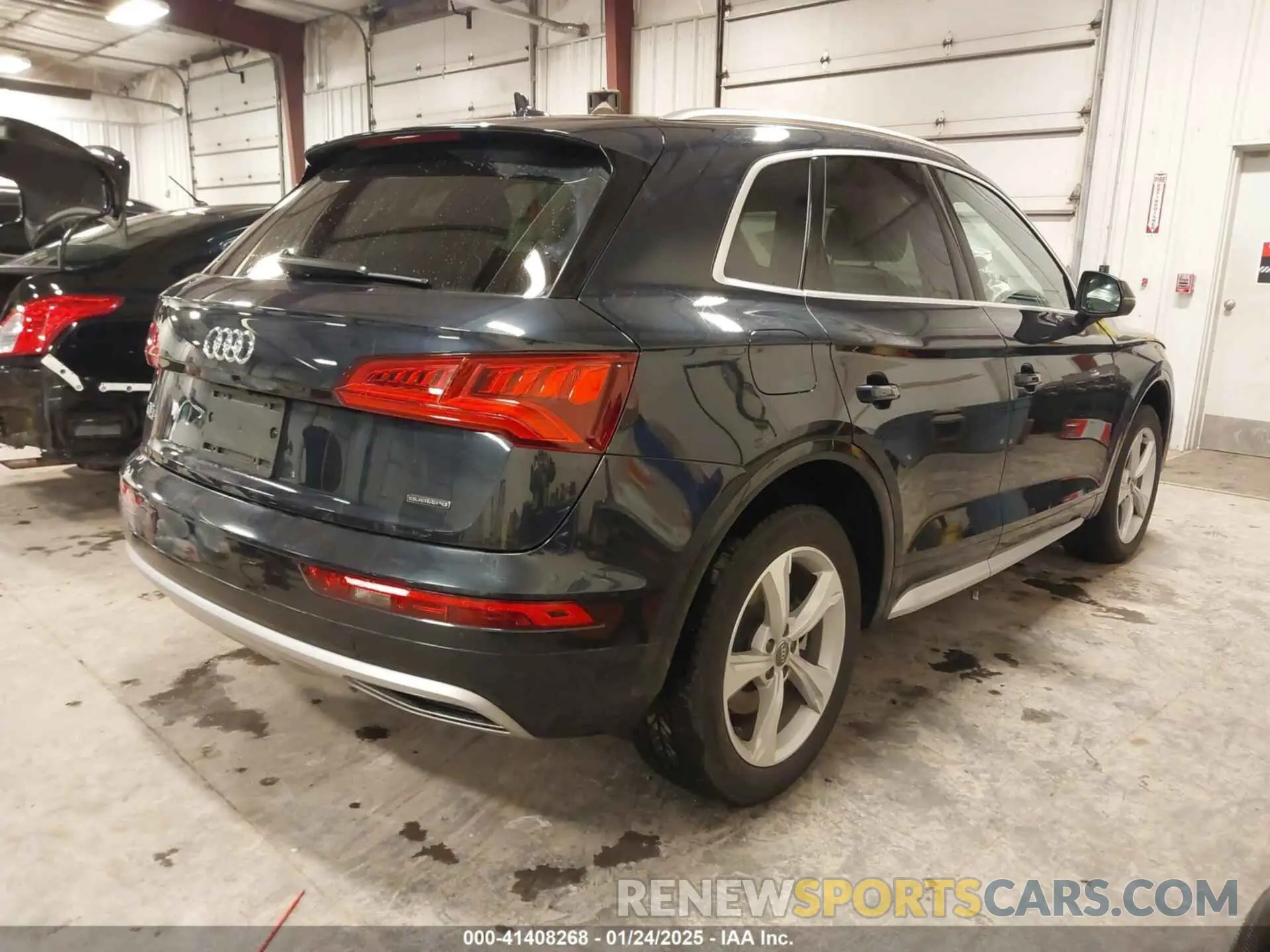 4 fotografías del automóvil dañado WA1ANAFY2L2083393 AUDI Q5 2020