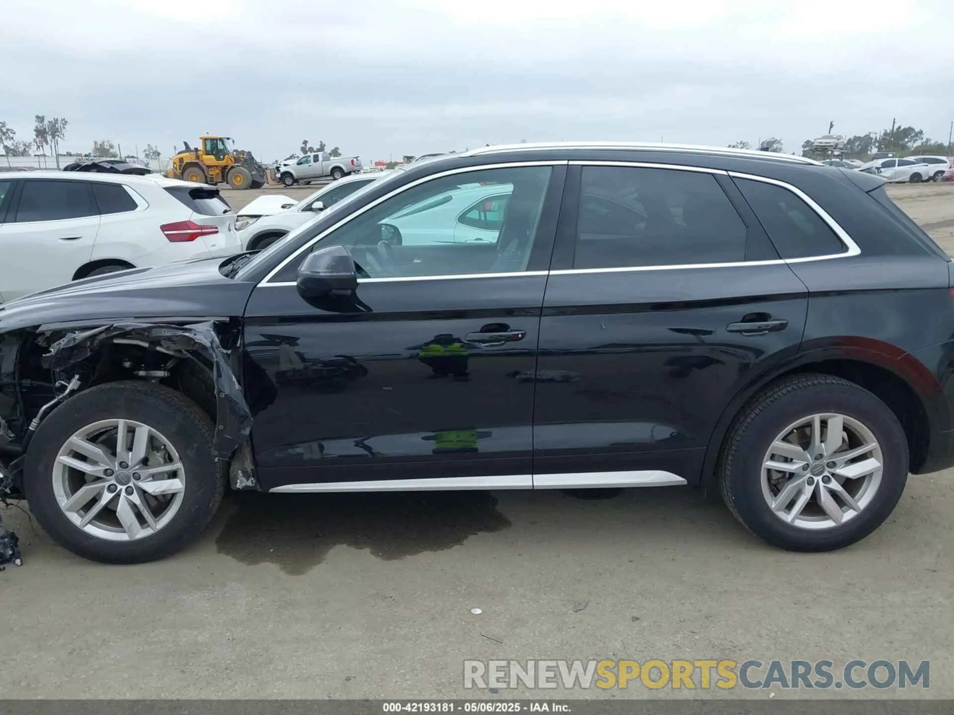 14 fotografías del automóvil dañado WA1ANAFY2L2086536 AUDI Q5 2020