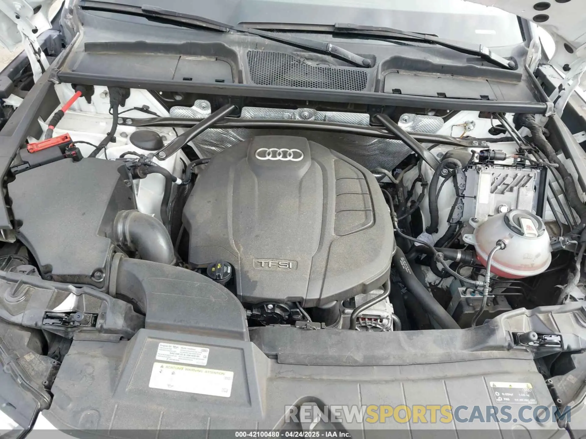 10 fotografías del automóvil dañado WA1ANAFY3L2064383 AUDI Q5 2020