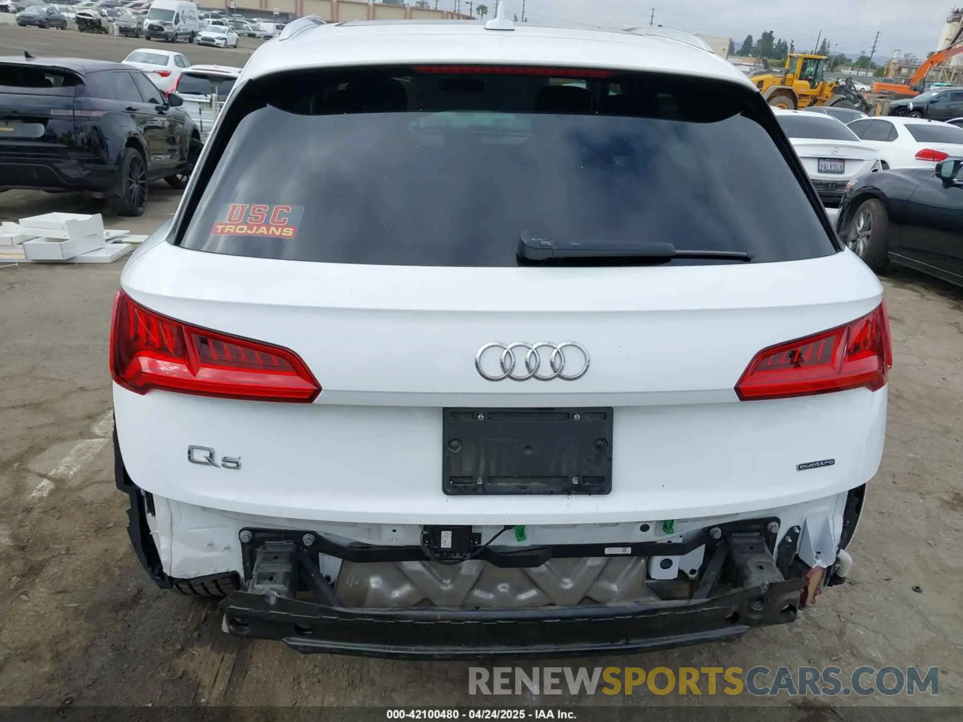 17 fotografías del automóvil dañado WA1ANAFY3L2064383 AUDI Q5 2020