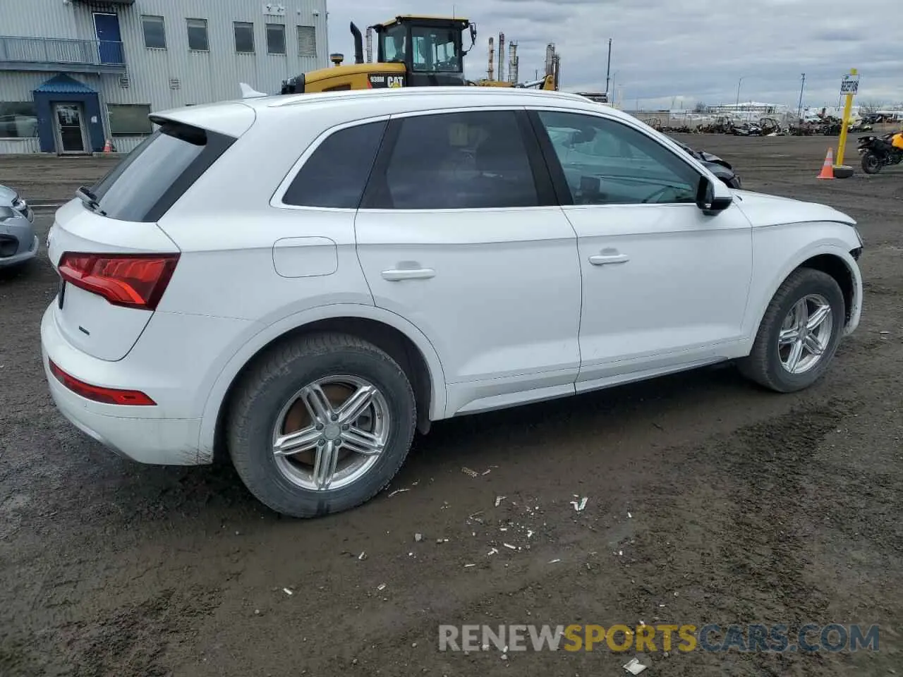 3 fotografías del automóvil dañado WA1ANAFY4L2043820 AUDI Q5 2020