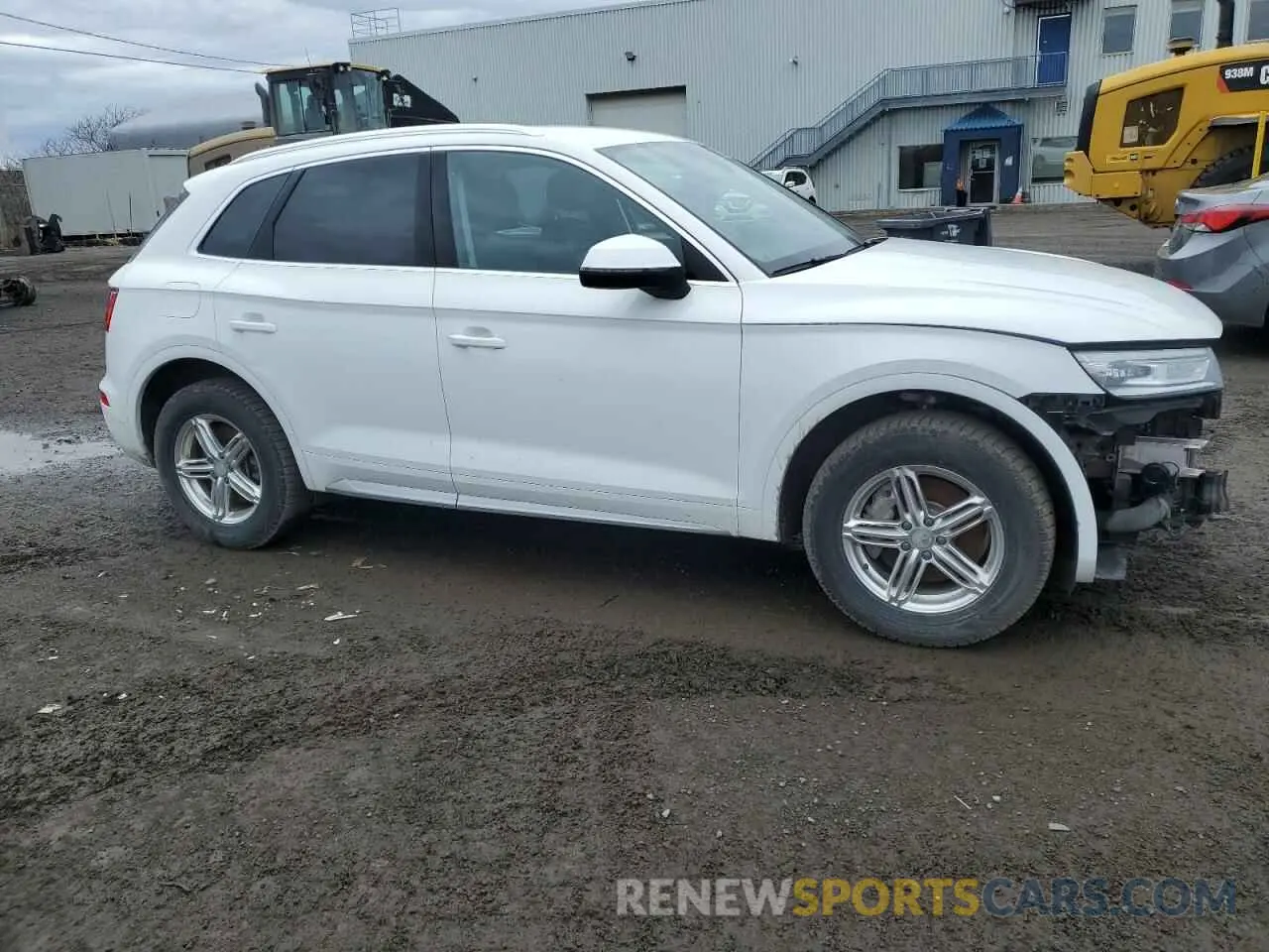 4 fotografías del automóvil dañado WA1ANAFY4L2043820 AUDI Q5 2020