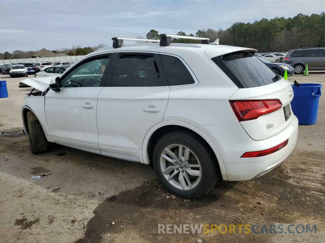2 fotografías del automóvil dañado WA1ANAFY4L2054851 AUDI Q5 2020