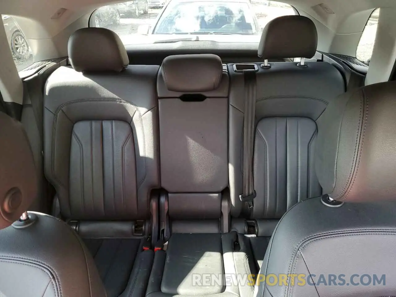 10 fotografías del automóvil dañado WA1ANAFY4L2060195 AUDI Q5 2020