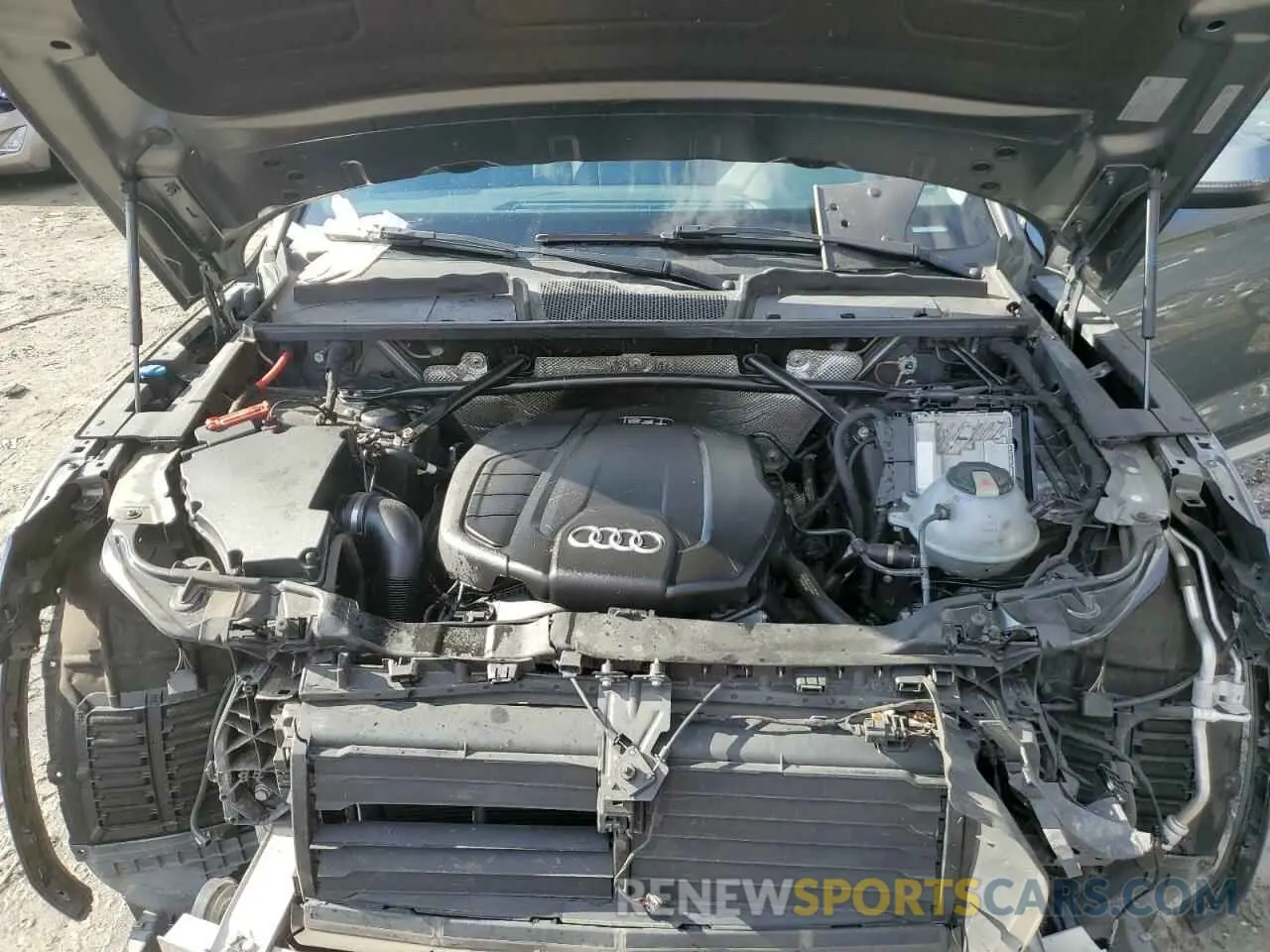 12 fotografías del automóvil dañado WA1ANAFY4L2060195 AUDI Q5 2020