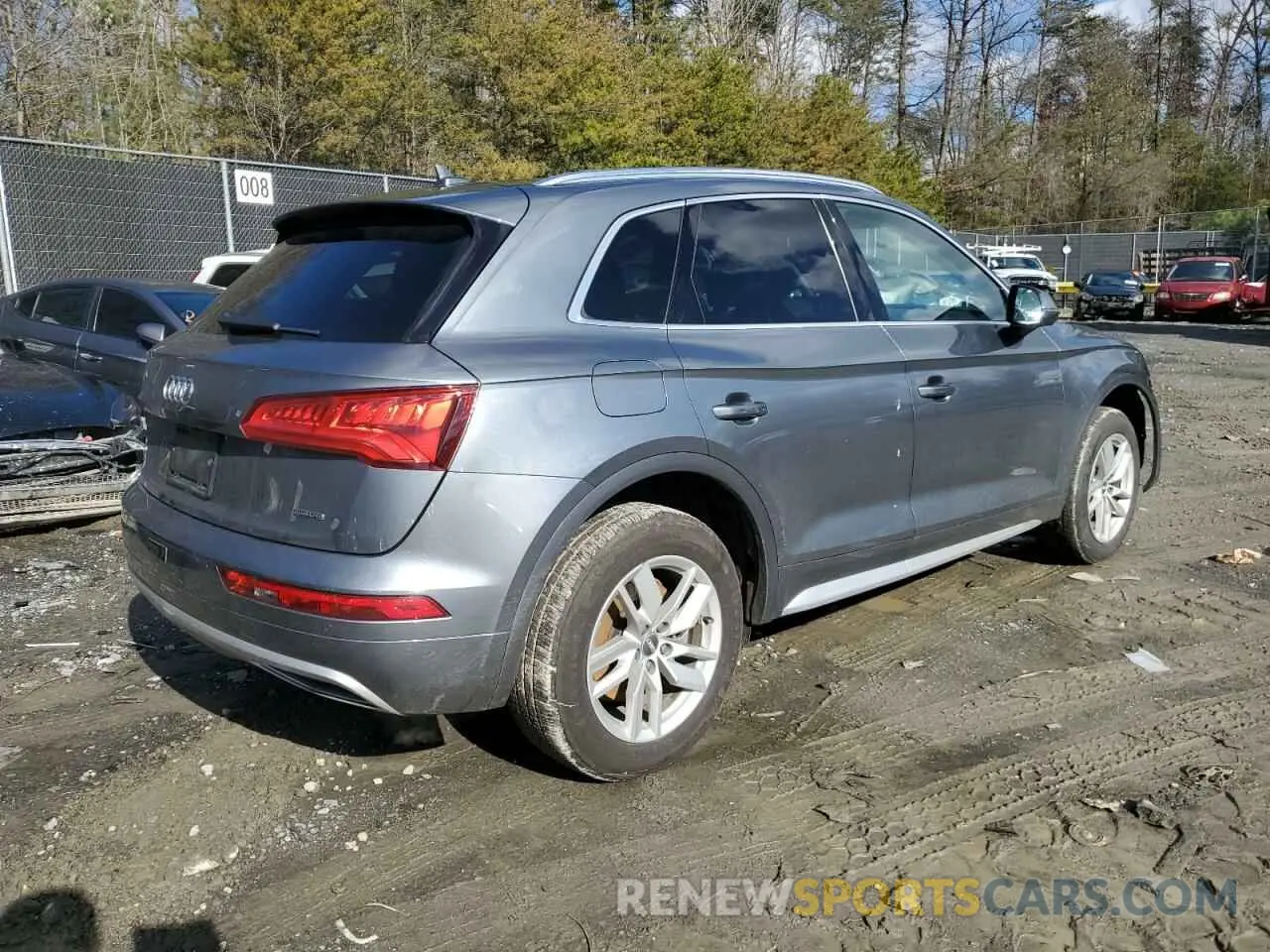 3 fotografías del automóvil dañado WA1ANAFY4L2060195 AUDI Q5 2020
