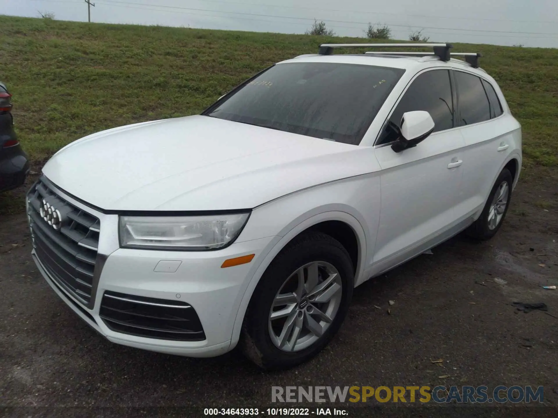 2 fotografías del automóvil dañado WA1ANAFY4L2069690 AUDI Q5 2020