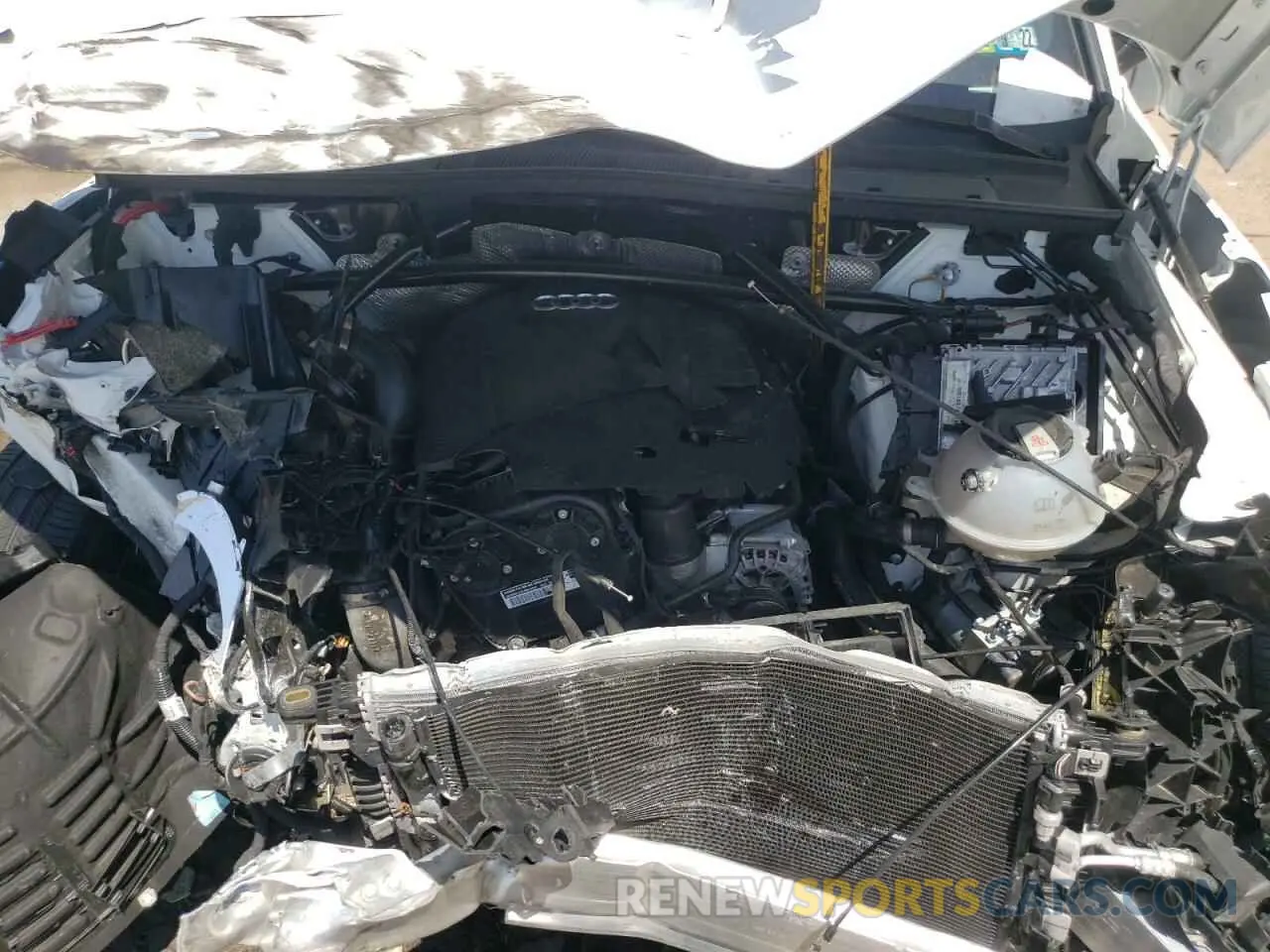 7 fotografías del automóvil dañado WA1ANAFY5L2111252 AUDI Q5 2020
